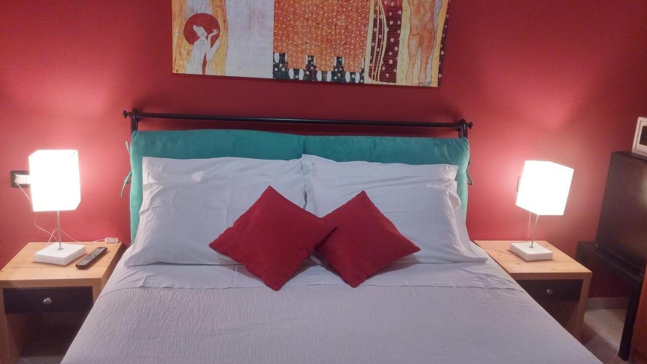 La Casa Del Melograno Bed and Breakfast Santa Venerina Εξωτερικό φωτογραφία