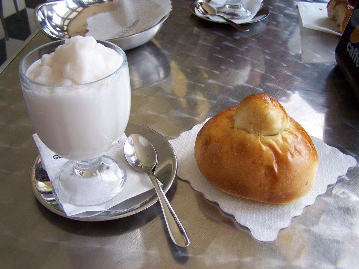 La Casa Del Melograno Bed and Breakfast Santa Venerina Εξωτερικό φωτογραφία